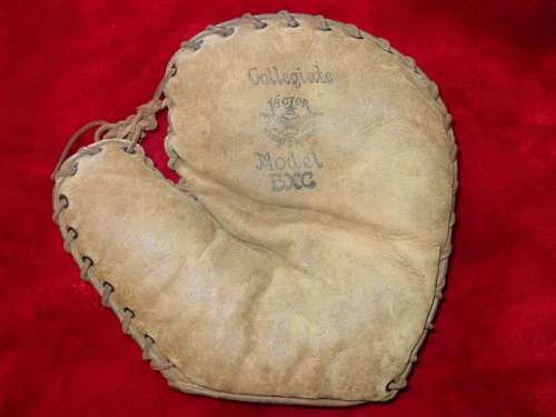 Victor, Wright & Ditson BXC Basemitt Front